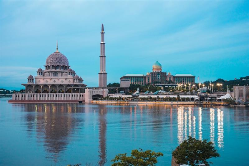 Zenith Hotel Putrajaya Exterior photo