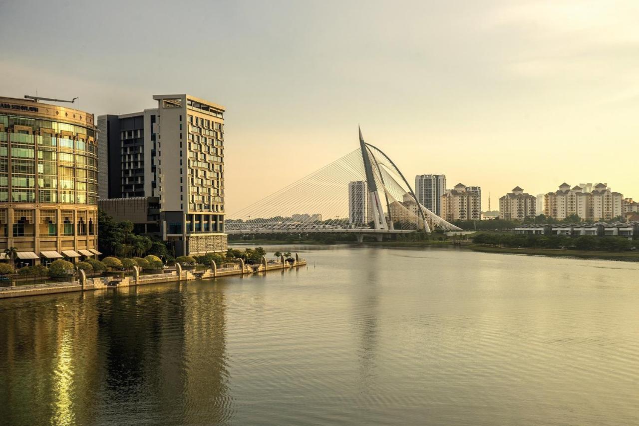 Zenith Hotel Putrajaya Exterior photo